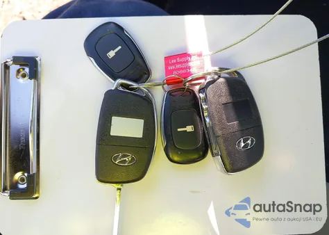 2015 Hyundai Sonata Sport z USA, uszkodzony, nr VIN 5NPE34AF4FH043324